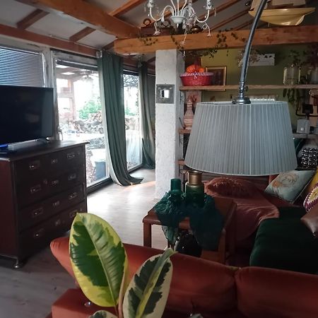 Rose Room 40M2 With Terrace 25M2 In Greeny Area For 4 Person Λιουμπλιάνα Εξωτερικό φωτογραφία